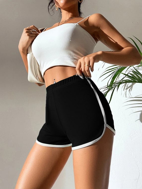 Contrast Binding Hot Shorts – Black