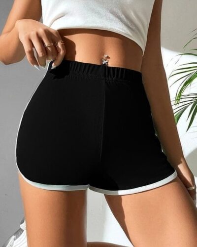 Contrast Binding Hot Shorts – Black