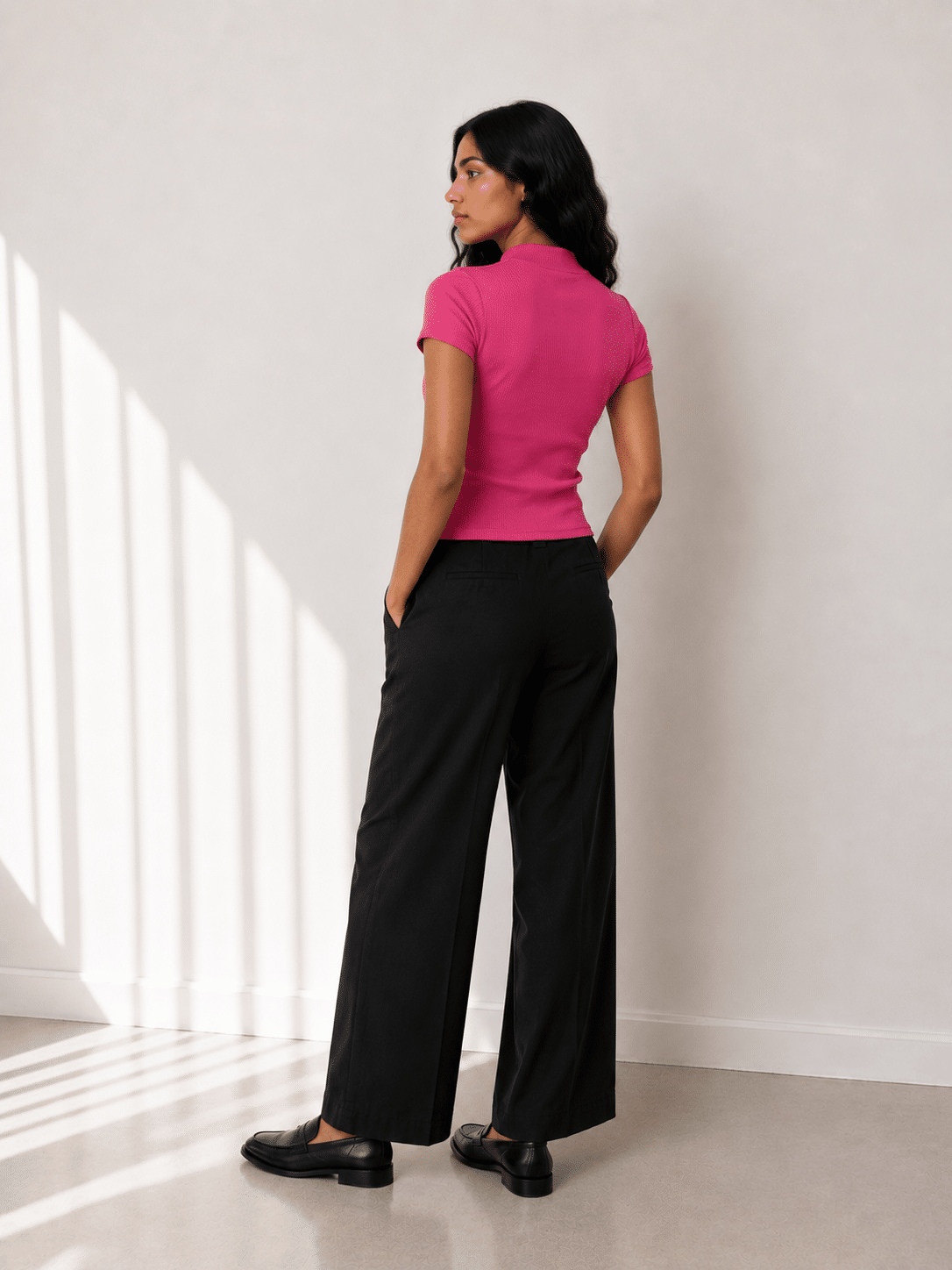Ribbed Knit Mock Neck Crop Top - Cap Sleeve - Fuchsia - الصورة 4
