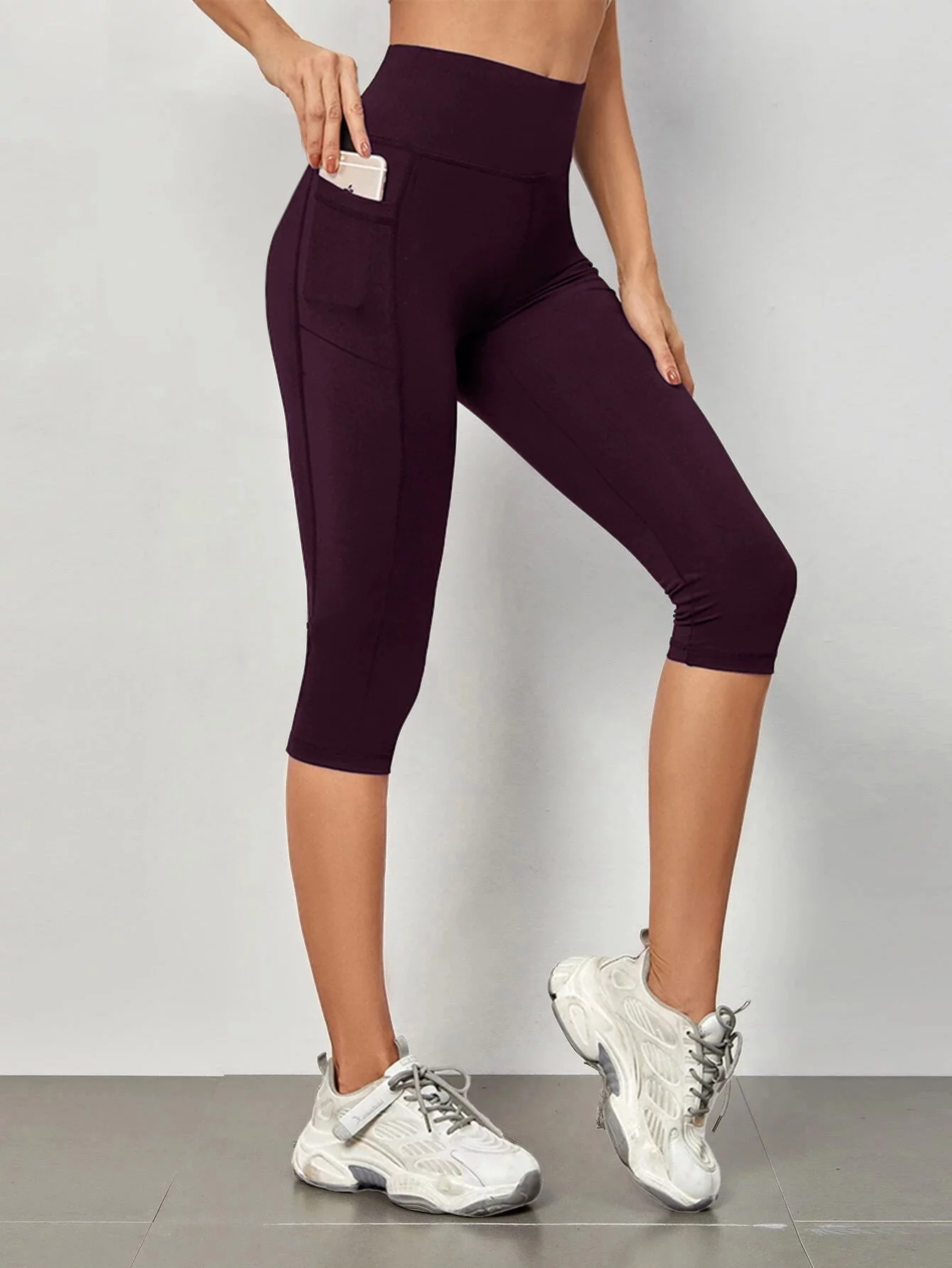 Sport Leggings Bermuda With Pocket – Eggplant